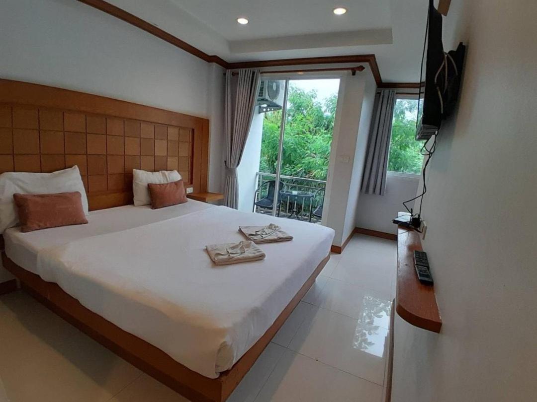 Cozy Residence Patong Bagian luar foto